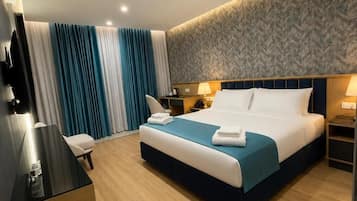 In-room safe, desk, blackout drapes, soundproofing