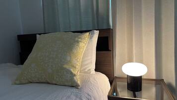 3 bedrooms, in-room safe, iron/ironing board, WiFi (free)