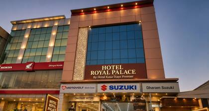 Hotel Kasa Stays Premier