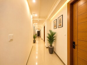 Quầy tiếp tân