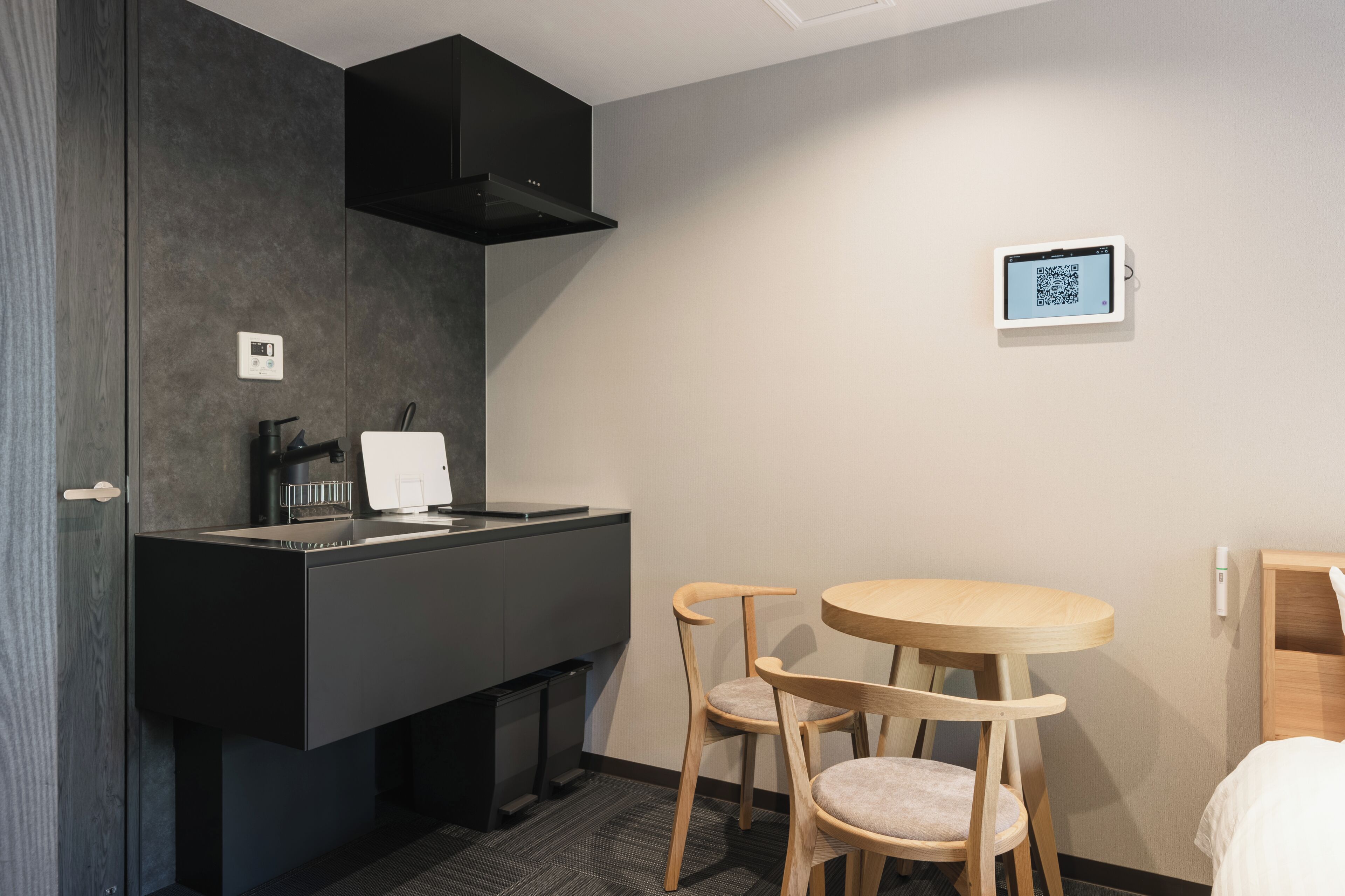 Standard Twin Room, Balcony, Park View