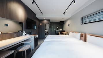 Standard Twin Room, Balcony, Park View