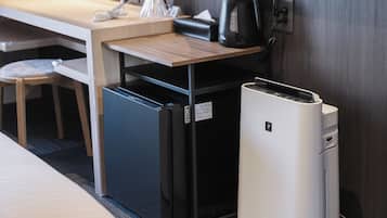 Habitación estándar con 2 camas individuales, balcón, vistas al parque | Wifi gratis