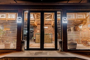 Exterior detail - Ivy Hotel Tbilisi (Tbilisi)