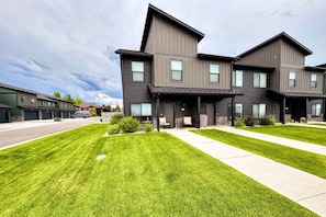 Exterior - Modern Teton Valley Townhome w/AC + Garage (Driggs)