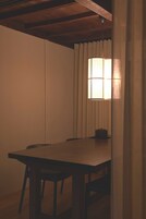 Luxury Suite, City View | In-room dining