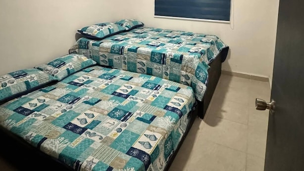 Ảnh chưa phân loại, 1 trong số 10 ảnh, nút