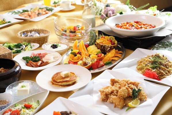 Food and drink - Two people per room Japanesestyle room nestled / Minamitsuru-gun Yamanashi (Minamitsuru-gun)