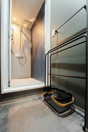 Bathroom - A secluded house where you can forget the hustle a / Fukuoka City Fukuoka (Fukuoka City)