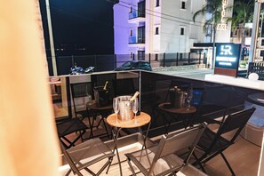 Free WiFi, bed sheets - Heavenly Rest Luxury Hotel (Saranda)