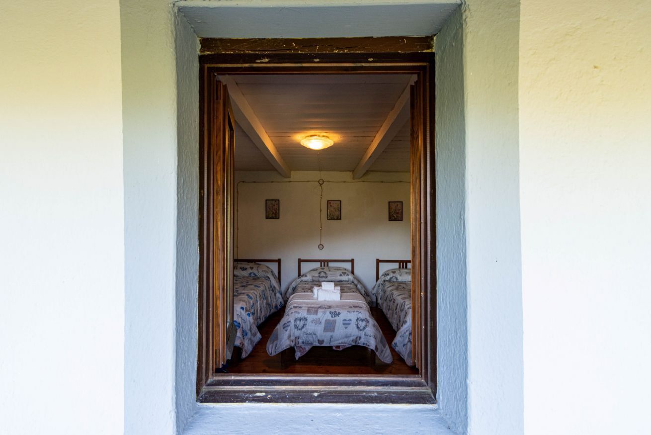 4 Schlafzimmer, Bügeleisen/Bügelbrett