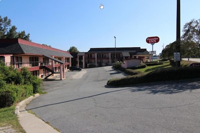 Executive Inn Kershaw