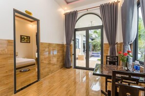 Blackout curtains, soundproofing - Thuong Trang Villa  (An Thoi)