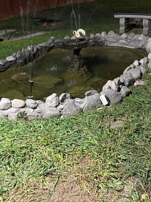 Property grounds - Cozy 1-bedroom apartment in beautiful Colton with AC (Colton)