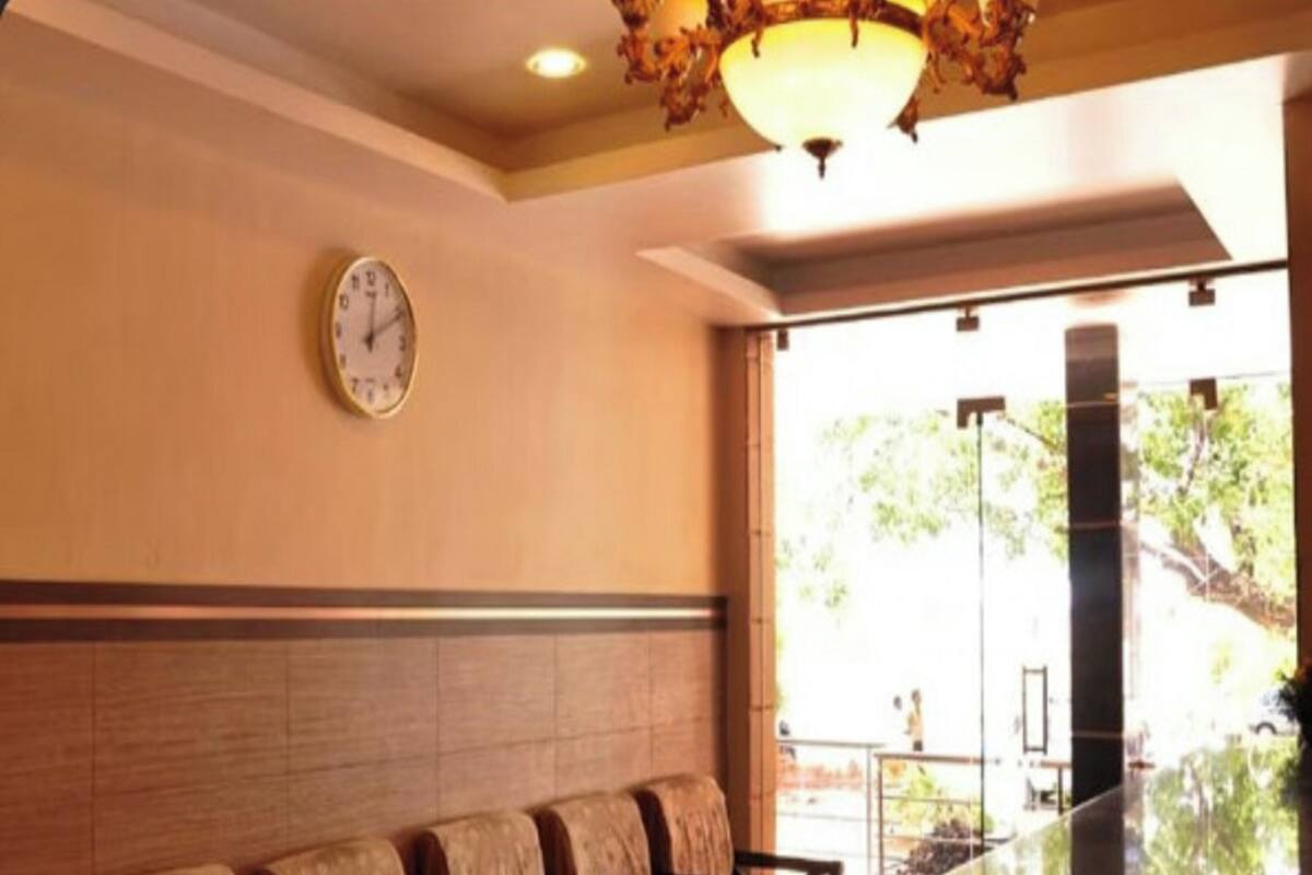 Deluxe Single Room | Lobby
