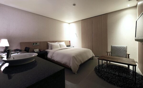 Hillhouse Hotel - 서울특별시