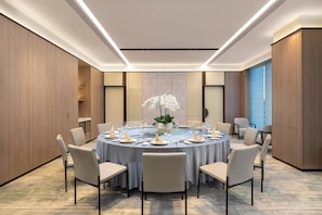 Restaurant - Holiday Inn Shanghai Necc by IHG (Shanghai)
