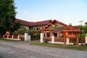 Exterior - Senesothxuene Hotel (Muang Khong)
