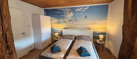1 bedroom, WiFi, bed sheets