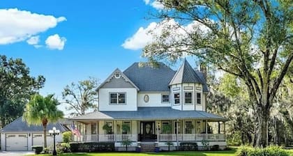 Luxury and location in the Heartland