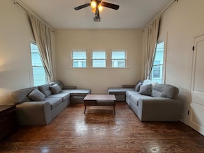 House - Charming 3BR Home Near Downtown Lafayette (Lafayette)