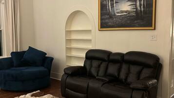 House | 3 bedrooms, high-speed internet