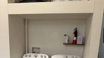 House | 3 bedrooms, high-speed internet
