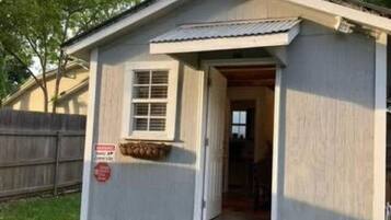 House | 1 bedroom, high-speed internet