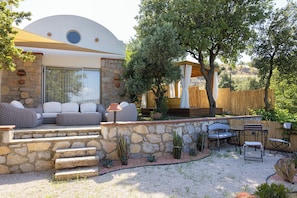 Comfort Suite, Patio, Mountain View | Outdoor dining - Odette Pansiyon (Bodrum)