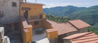 Maravillosa casa de vacaciones privada para 4 personas con WIFI y terraza