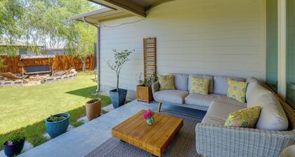 Easy Airport & I-35 Access: Modern Austin Home