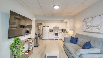 Apartment (1 Bedroom) | Interior