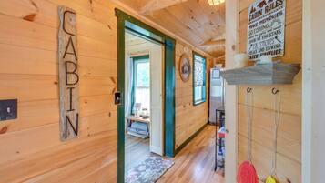 House (1 Bedroom) | Interior