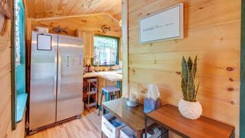 House (1 Bedroom) | Interior