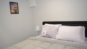 1 bedroom, iron/ironing board, Internet, bed sheets