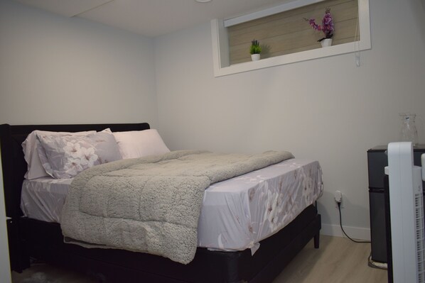 Room - Luxury Studio Room (Edmonton)