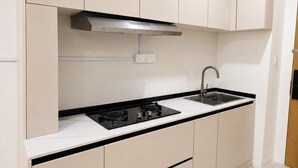 Apartment, 2 Queen-Betten | Eigene Küche