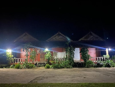 Phonyeng Guest House