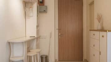 Studio, 2 Queen Beds | Interior