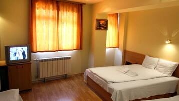 Classic Quadruple Room, City View | Desk, laptop workspace, WiFi (free)