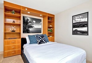 Room - Mahana | 2 Oceanfront Villas, Sleeps 6 | Car Incl. w/ 6+ Nights | ML-4205 by KBM (Lahaina)