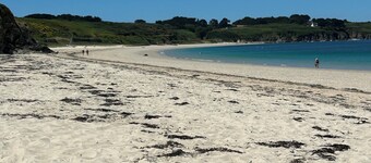 Maison à 700M de la plage des Grands-Sables par un chemin champêtre jardin clos