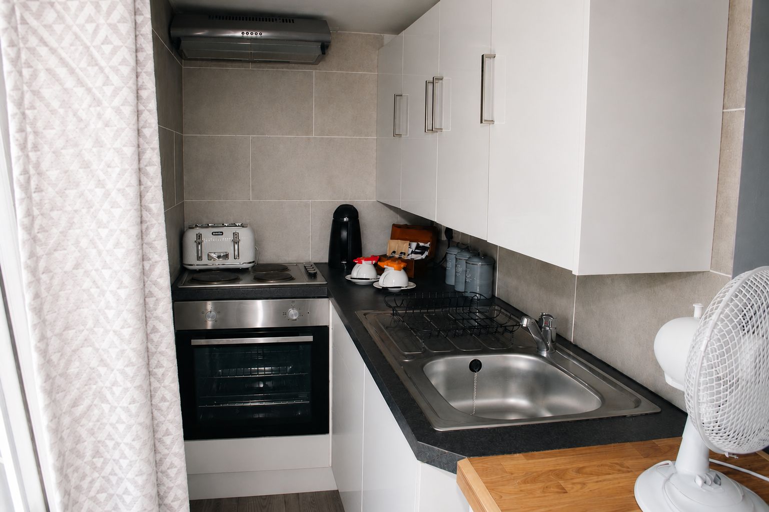 Family Studio, Private Bathroom | Shared kitchen