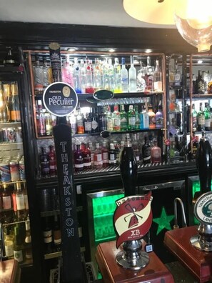 Bar (en la propiedad)
