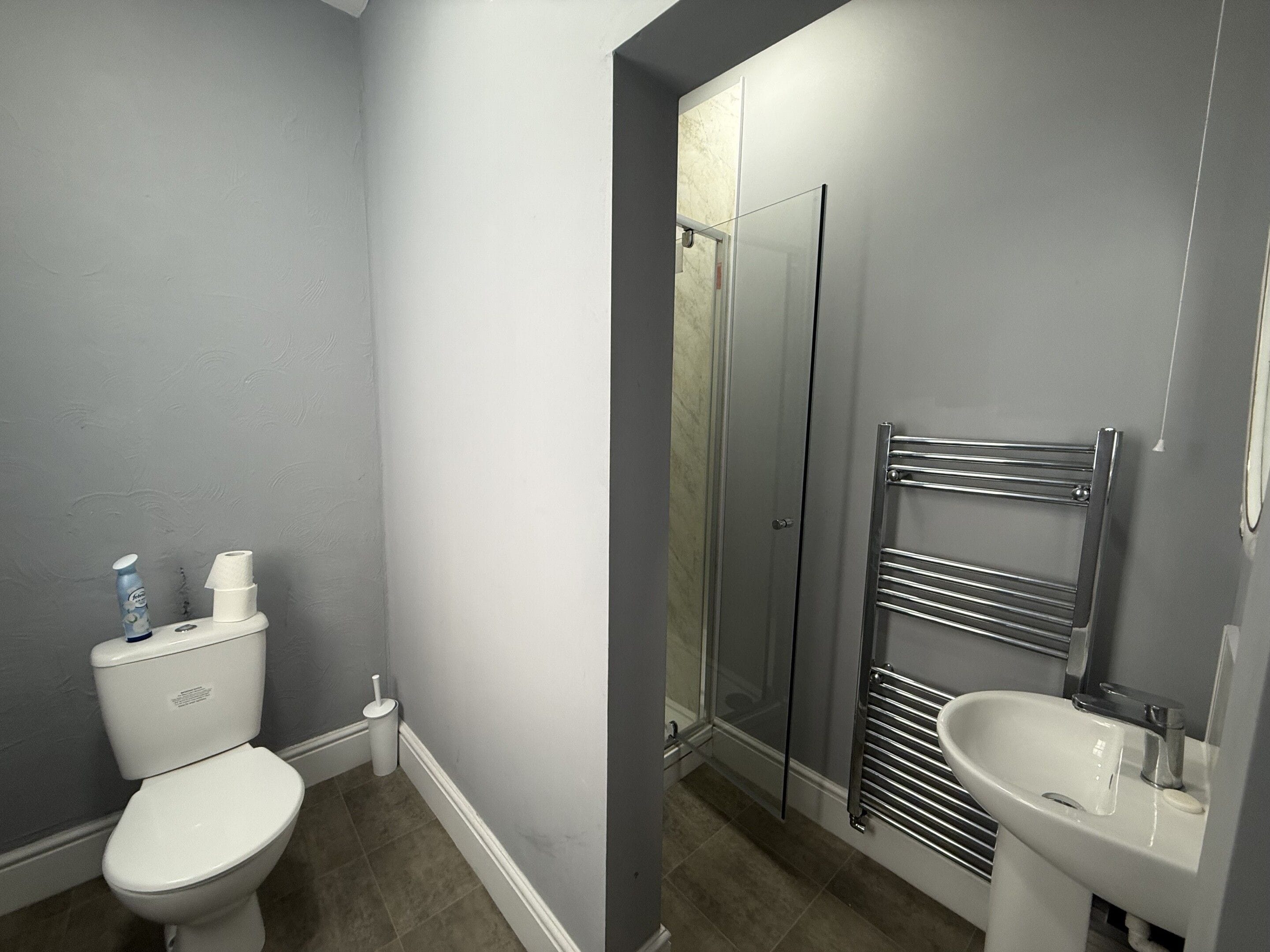Standard Double Room, Shared Bathroom | Bathroom | Free toiletries, soap, shampoo, toilet paper