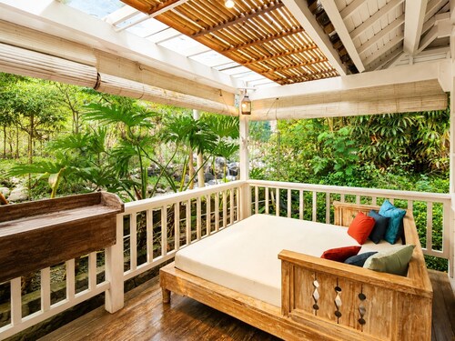 DHAMANADI Boutique Resort