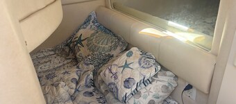Delightful 2-bedroom boat at the Providence Marina.
