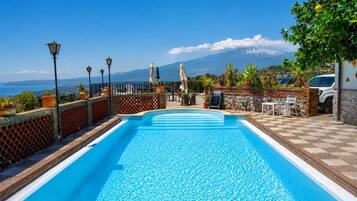 Piscina all'aperto