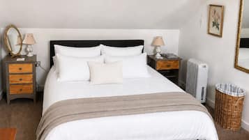 2 bedrooms, iron/ironing board, travel cot, free WiFi