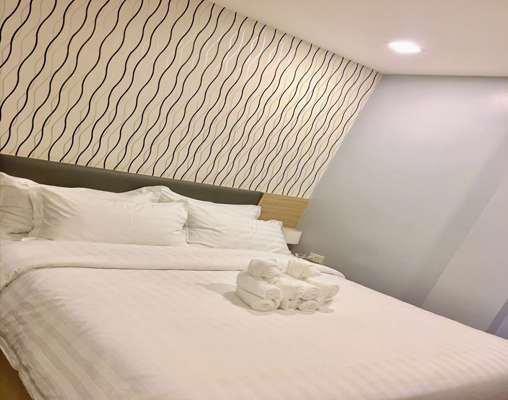 Habitación doble Deluxe, 1 cama Queen size | Wifi gratis 